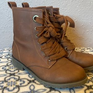 Youth Girl Brown Cat and Jack Boot